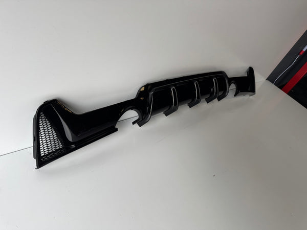 BMW 4 SERIES 435i 440i GLOSS BLACK REAR DIFFUSER